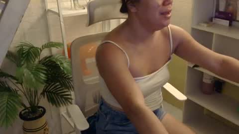 Rhian online show from 07-07-26, 05:10