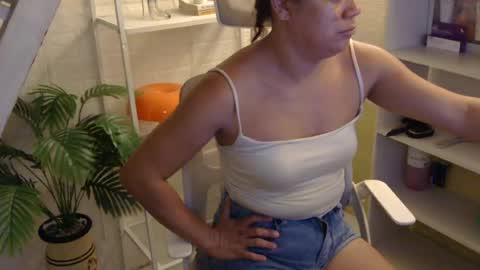 Rhian online show from 07-07-26, 06:47