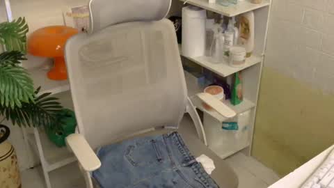 Rhian online show from 07-28-26, 04:39