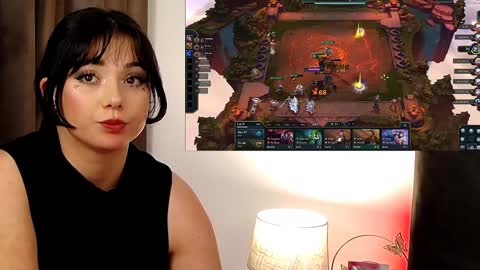 AveryWillow online show from 01-15-25, 10:57