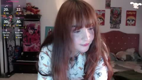 Snapshot of avril2809 chatting on 05-13-26, 06:11 Abril online show from 05-13-26, 06:11