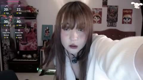Snapshot of avril2809 chatting on 07-08-26, 10:47 Abril online show from 07-08-26, 10:47