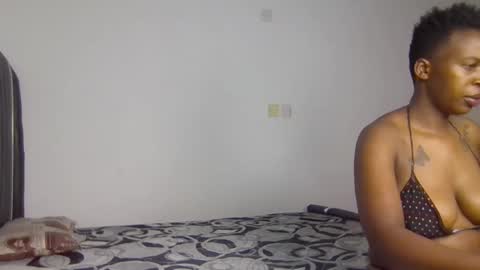 Avril online show from 02-03-26, 07:35