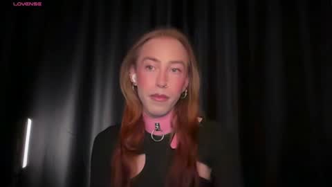 avril_pearly_ online show from 06-18-26, 11:14