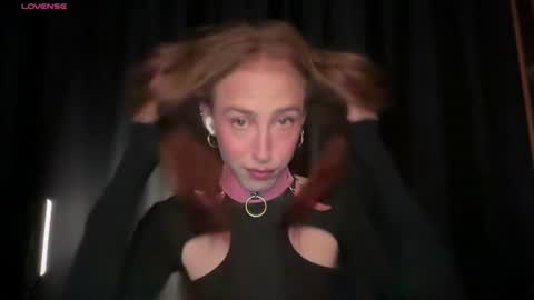 avril_pearly_ online show from 06-22-26, 11:29