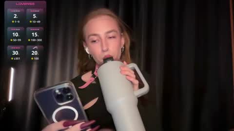 avril_pearly_ online show from 07-31-26, 11:09