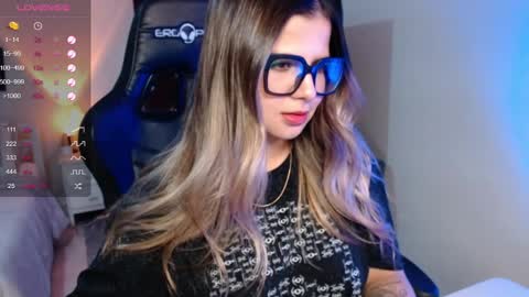 Snapshot of avrill_morgan chatting on 05-20-26, 06:14 Avrill Morgan online show from 05-20-26, 06:14