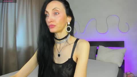Avrora online show from 05-31-26, 01:25