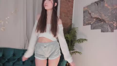 Avrora online show from 02-06-26, 07:39