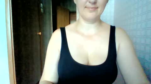 awesomeladyy online show from 06-23-26, 07:39