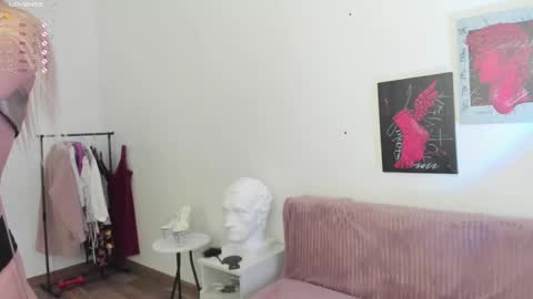 Emily online show from 01-08-25, 04:44