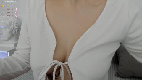 Emily online show from 01-23-25, 02:33