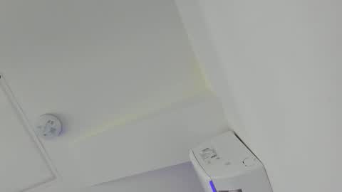 Snapshot of axaras chatting on 09-11-25, 11:32 Axara online show from 09-11-25, 11:32