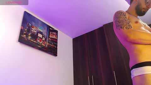 Independiente Model online show from 03-09-26, 02:32