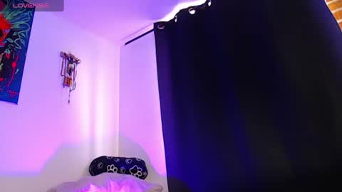 Independiente Model online show from 07-26-26, 02:24