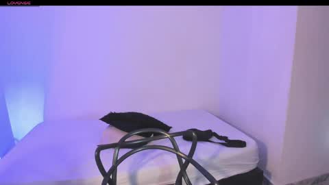 axel__fierro online show from 05-07-26, 07:52