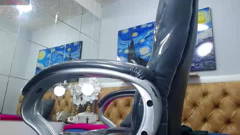 Axel online show from 02-21-26, 08:48