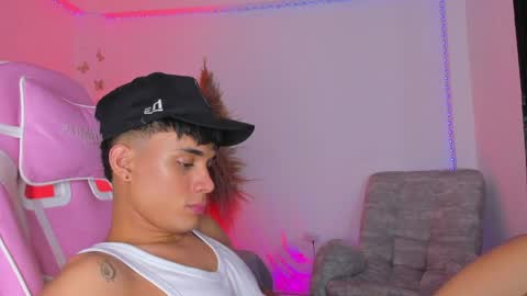 AXEL online show from 05-25-26, 04:13