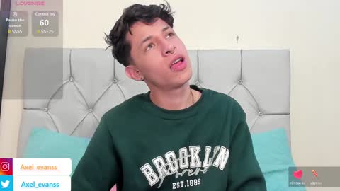 Axel Evanss online show from 02-07-25, 02:15