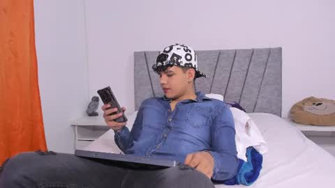 Snapshot of axel_f01 chatting on 08-01-26, 11:36 axel_f01 online show from 08-01-26, 11:36
