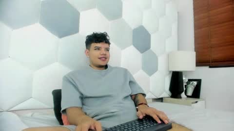 Axel Forte online show from 04-10-26, 02:00