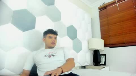 Axel Forte online show from 04-21-26, 01:50