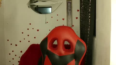 Snapshot of axel_fox7 chatting on 05-04-26, 12:06 Axel online show from 05-04-26, 12:06