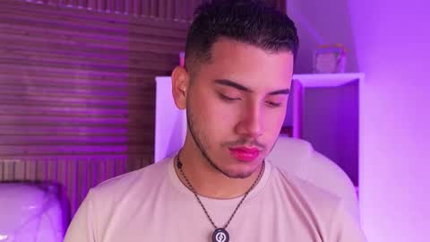 axel_grey_ online show from 12-03-25, 12:25