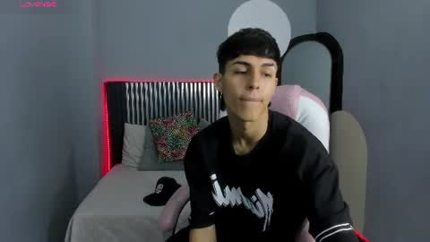 A X E L  online show from 06-23-26, 08:18