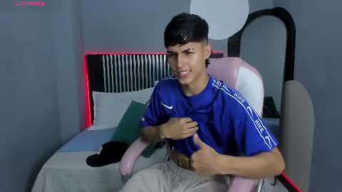 A X E L  online show from 06-26-26, 08:24