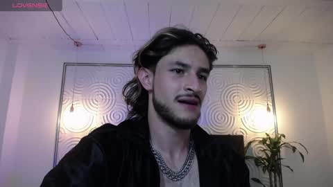 Snapshot of axel_porn_ chatting on 05-29-26, 02:20 Axel online show from 05-29-26, 02:20