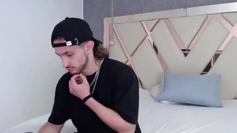 Snapshot of axel_porn_ chatting on 05-30-26, 03:09 Axel online show from 05-30-26, 03:09