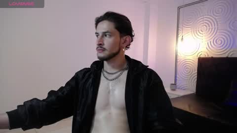 Snapshot of axel_porn_ chatting on 06-07-26, 12:59 Axel online show from 06-07-26, 12:59