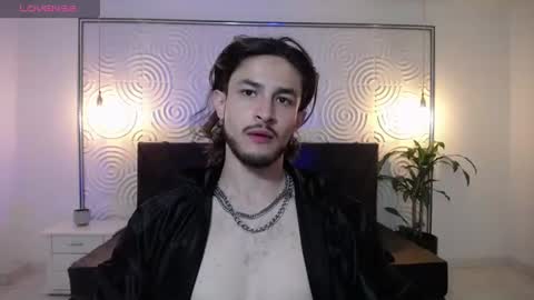 Snapshot of axel_porn_ chatting on 06-28-26, 12:38 Axel online show from 06-28-26, 12:38