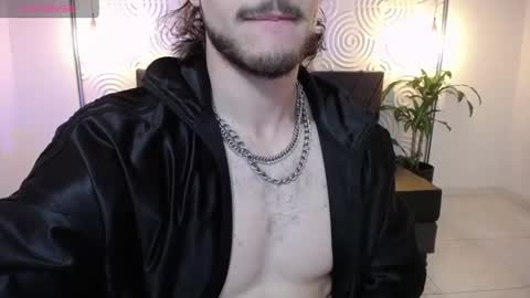 Snapshot of axel_porn_ chatting on 07-01-26, 01:24 Axel online show from 07-01-26, 01:24