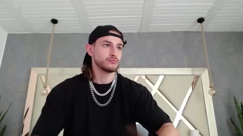 Snapshot of axel_porn_ chatting on 07-08-26, 12:20 Axel online show from 07-08-26, 12:20