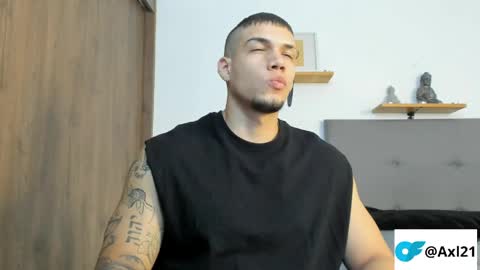 Snapshot of axel_taylor21 chatting on 05-17-26, 11:23 INDEPENDENT MODEL online show from 05-17-26, 11:23