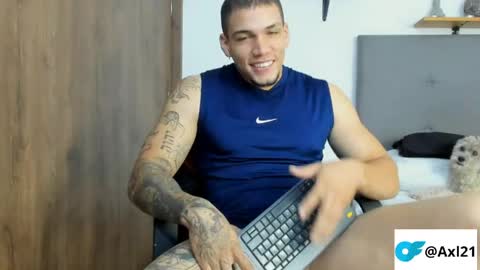 Snapshot of axel_taylor21 chatting on 05-29-26, 04:05 INDEPENDENT MODEL online show from 05-29-26, 04:05
