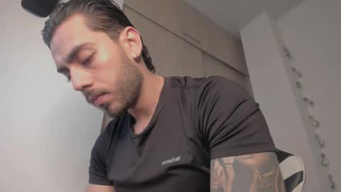 Snapshot of axelblaze_1 chatting on 03-20-26, 12:21 axelblaze_1 online show from 03-20-26, 12:21