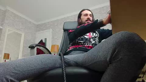 AxelColton online show from 12-23-24, 06:22