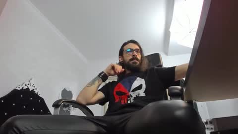 AxelColton online show from 01-05-25, 06:02