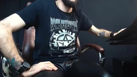 AxelColton online show from 01-20-25, 03:50