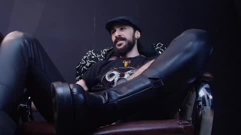 AxelColton online show from 01-30-25, 07:07