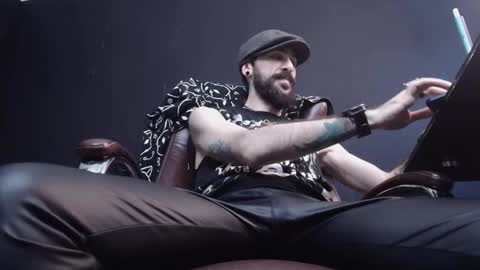 AxelColton online show from 02-04-25, 01:06