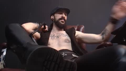 AxelColton online show from 02-08-25, 09:46