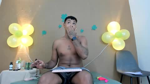 Axell online show from 03-19-26, 01:53