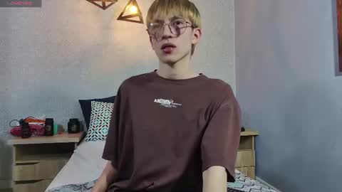 axell_stone online show from 06-10-26, 09:25