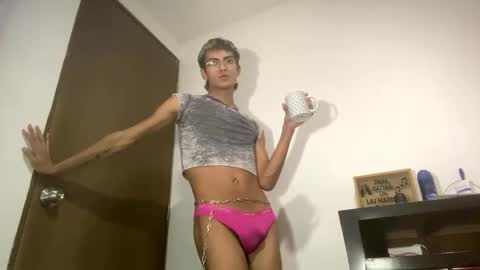 Snapshot of axellatino_ chatting on 01-14-25, 01:36 Axel  online show from 01-14-25, 01:36