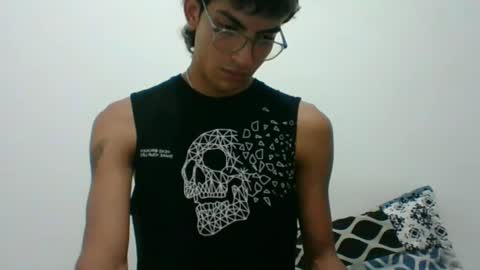 Snapshot of axellatino_ chatting on 02-09-25, 04:36 Axel  online show from 02-09-25, 04:36