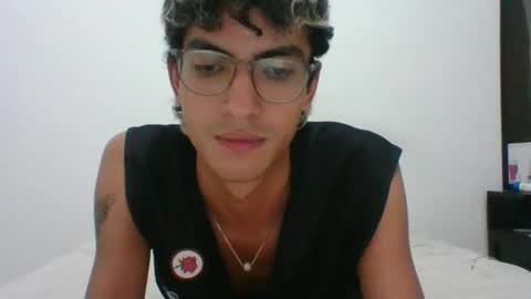 Snapshot of axellatino_ chatting on 03-11-25, 05:49 Axel  online show from 03-11-25, 05:49